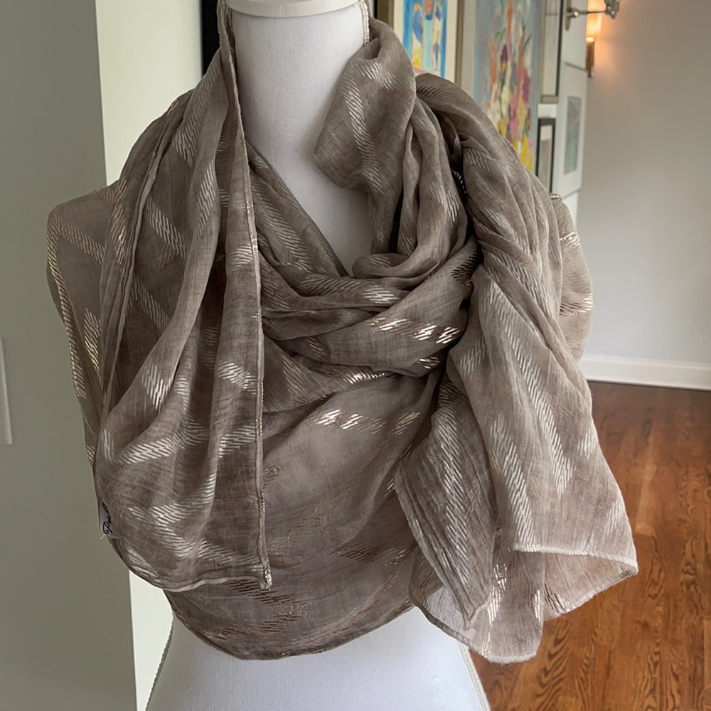 Chevron scarf